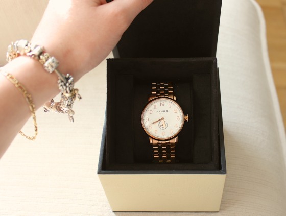 Links_Of_London_Gold_Watch2 6
